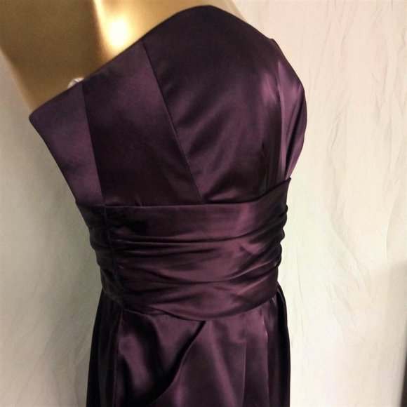 David's Bridal Dress (plum) - Picture 3 of 9